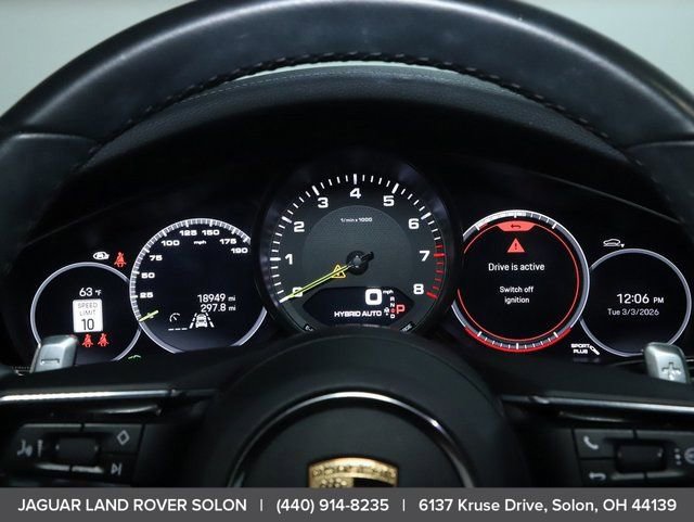 Used 2023 Porsche Panamera 4 image 21