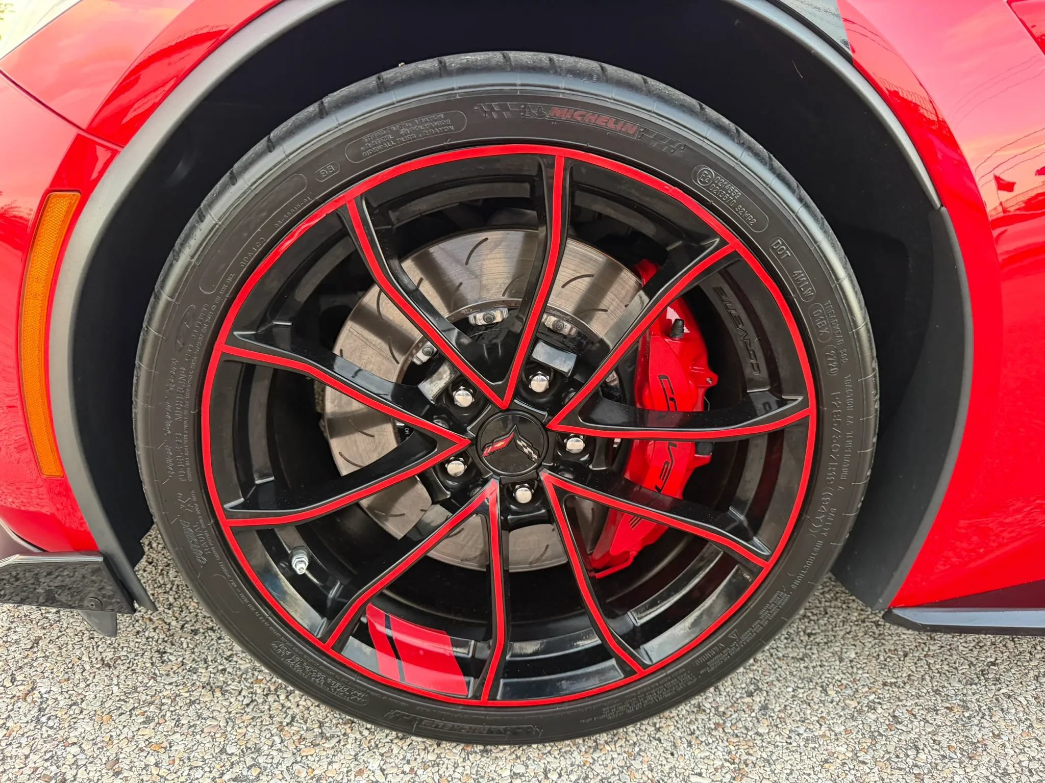 Used 2019 Chevrolet Corvette Grand Sport RWD image 13