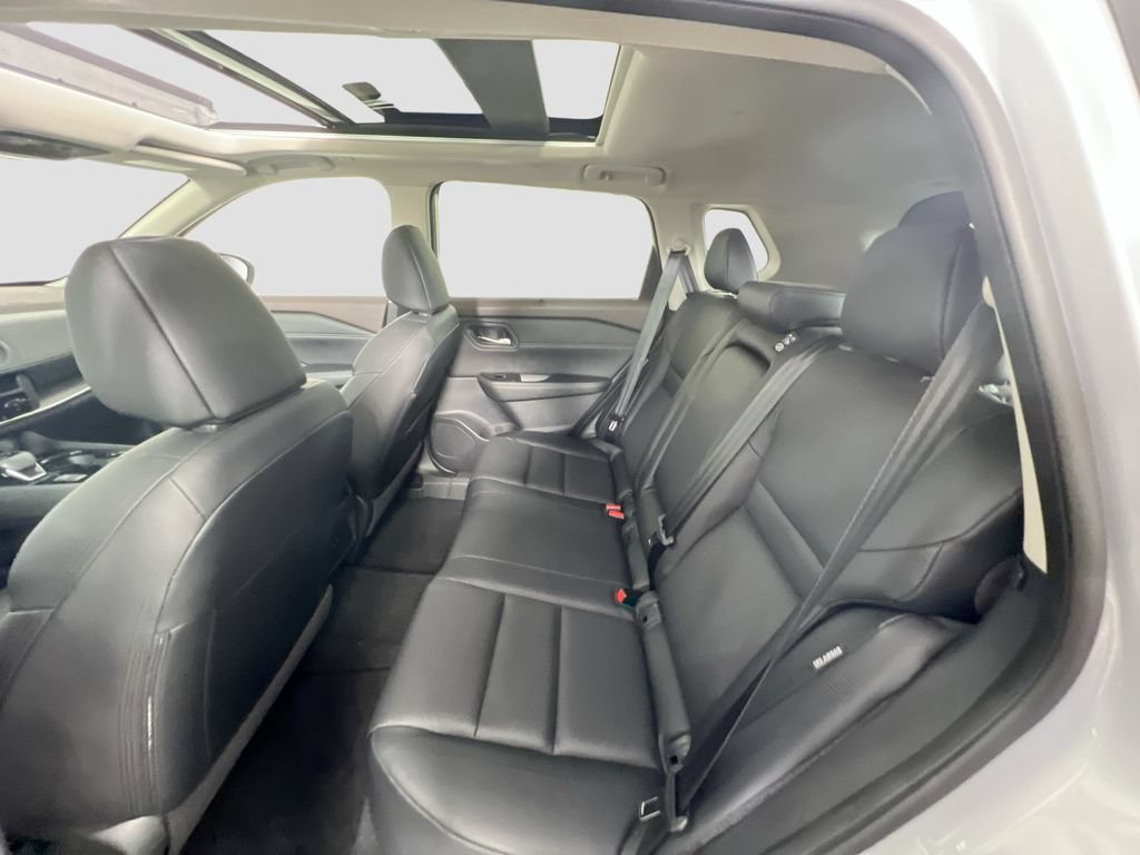 Used 2023 Nissan Rogue SV w/ SV Premium B Package AWD/4WD image 24