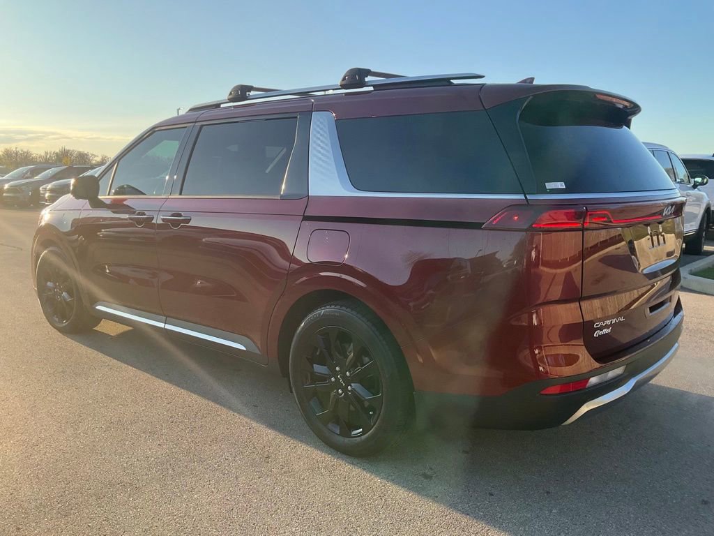 Used 2023 Kia Carnival SX Prestige image 14