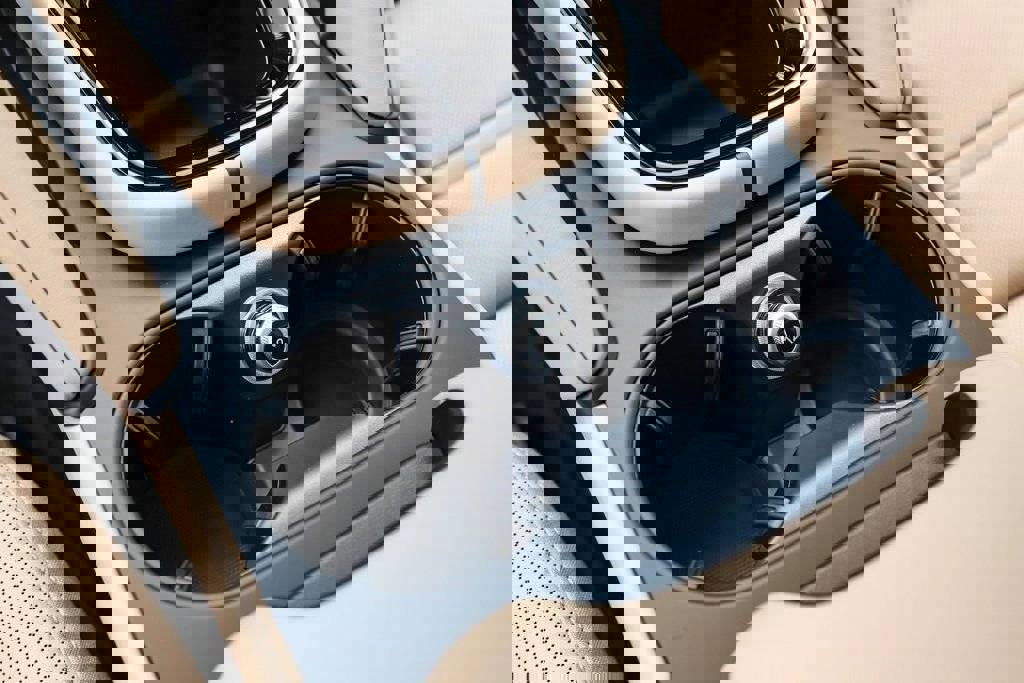 New 2026 Porsche Cayenne S image 52