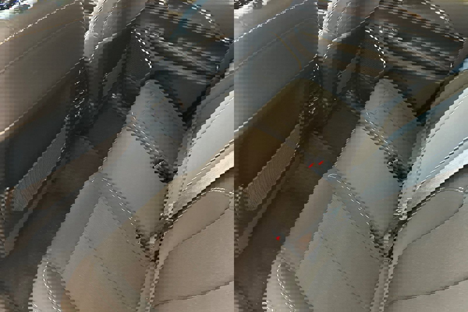 Used 2021 Jeep Grand Cherokee L Laredo w/ Luxury Tech Group I image 13