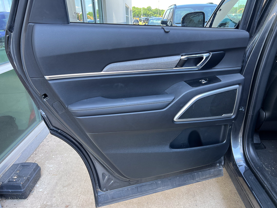 Used 2022 Kia Telluride EX w/ EX Premium Package AWD/4WD image 28