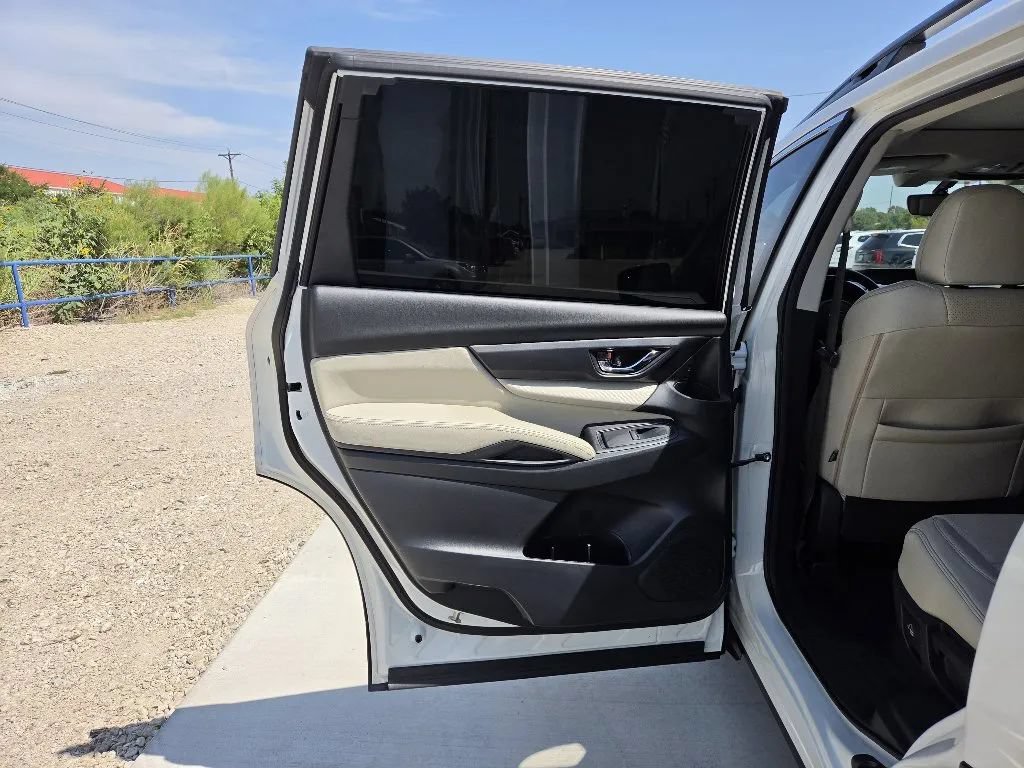 Used 2020 Subaru Ascent Premium w/ Sport Package AWD/4WD image 15