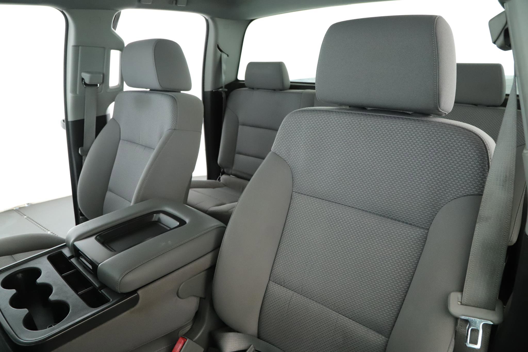 Used 2014 Chevrolet Silverado 1500 W/T w/ Trailering Package image 4