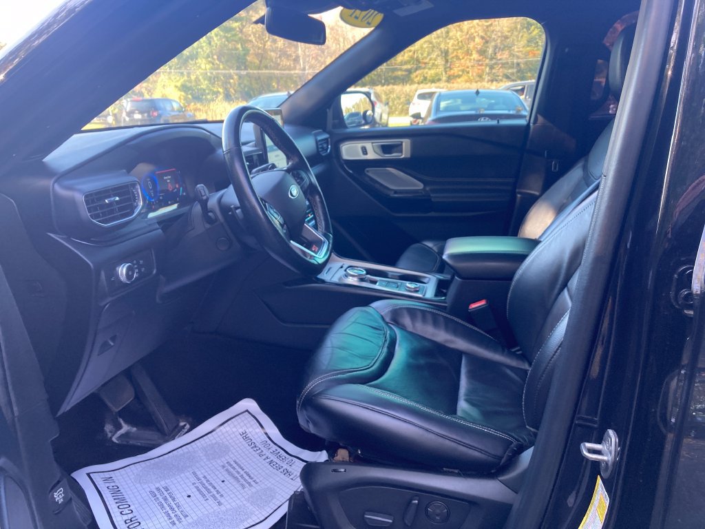 Used 2021 Ford Explorer ST w/ ST Street Pack AWD/4WD image 12