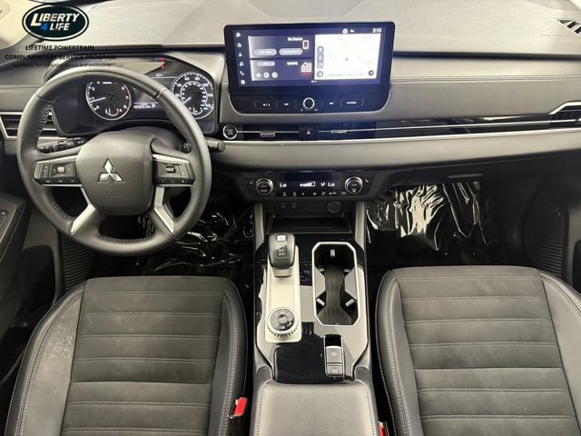 Used 2025 Mitsubishi Outlander SE AWD/4WD image 22