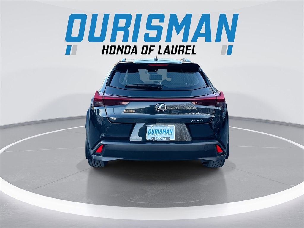 Used 2019 Lexus UX 200 image 7