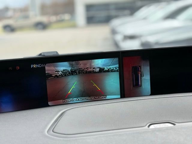 Used 2025 Lincoln Navigator L Reserve image 3