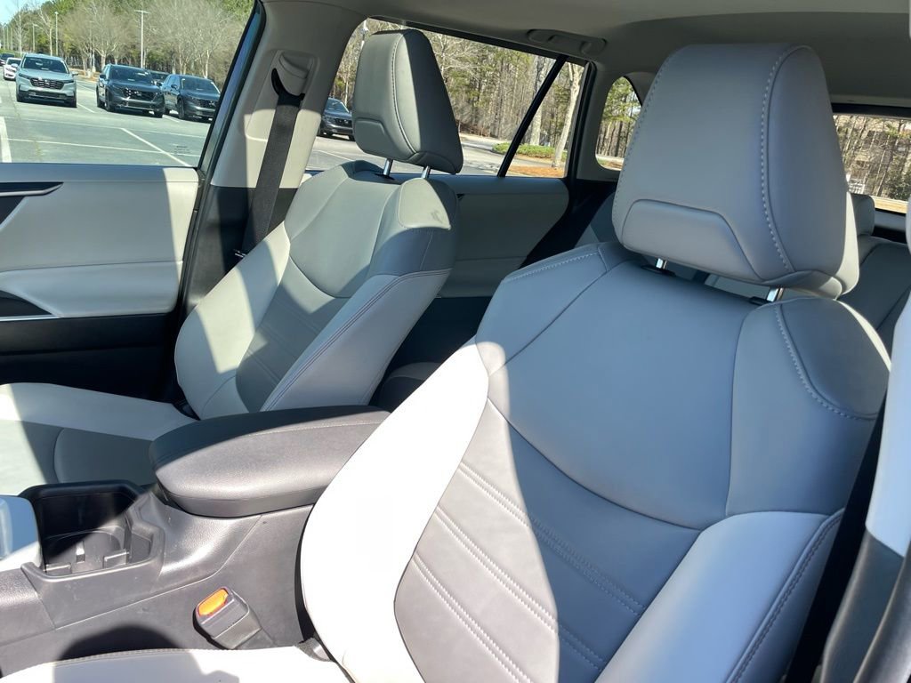 Used 2024 Toyota RAV4 XLE Premium image 26