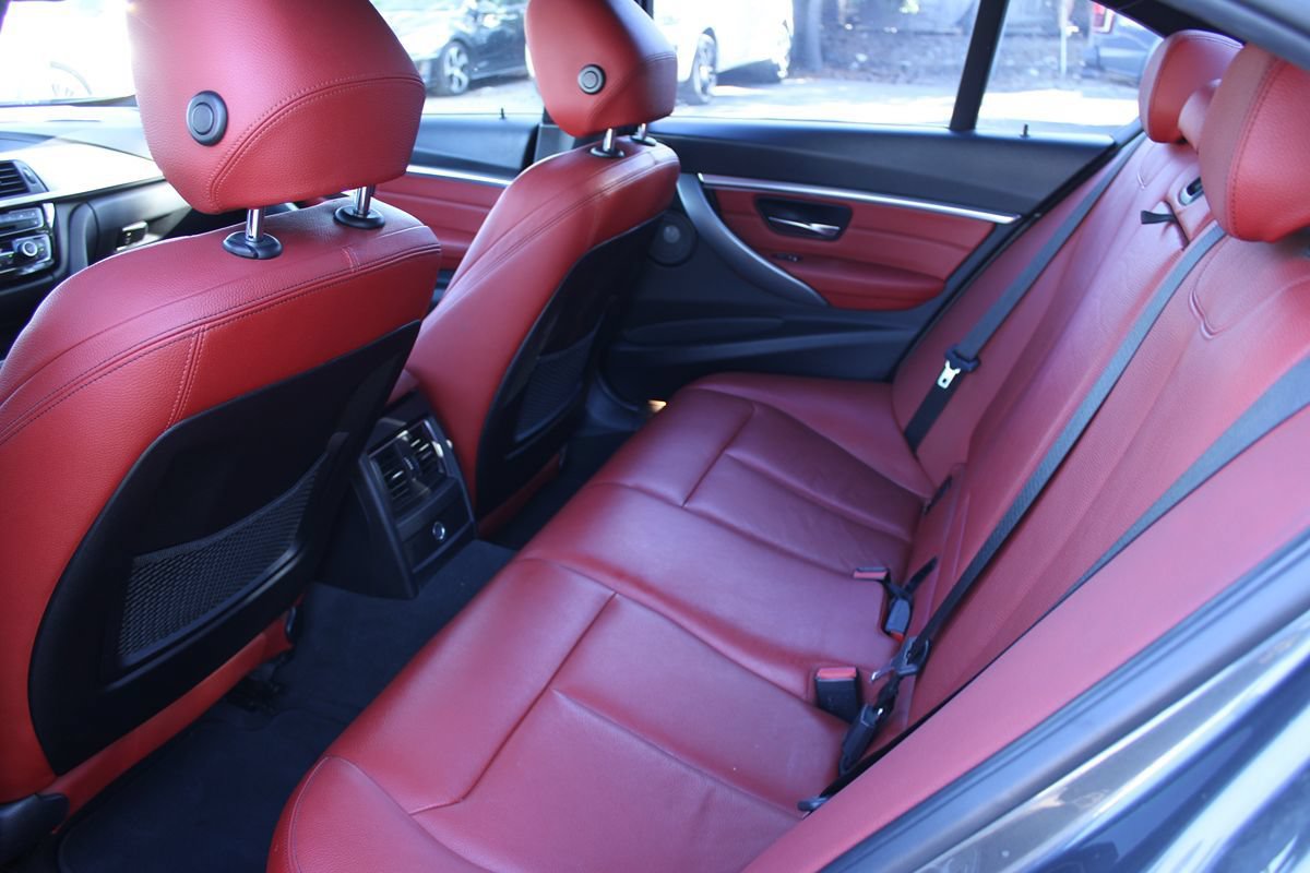 Used 2018 BMW 340i Sedan RWD image 13