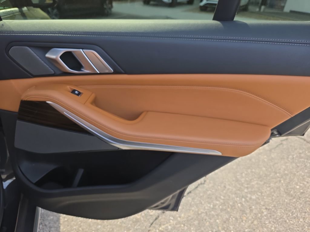 Used 2023 BMW X5 sDrive40i w/ Premium Package image 14