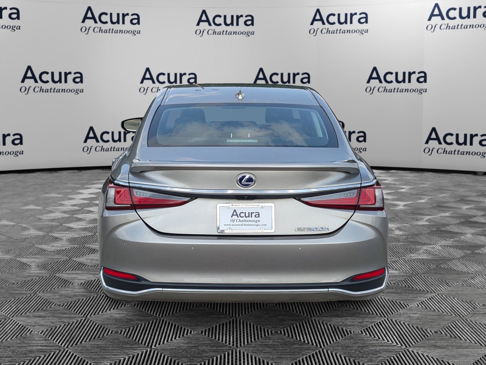 Used 2020 Lexus ES 300h w/ Premium Package image 5