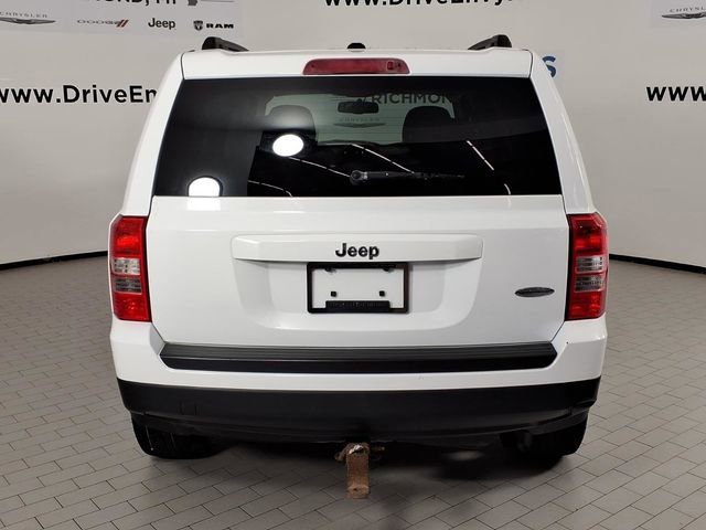 Used 2014 Jeep Patriot Latitude FWD image 5