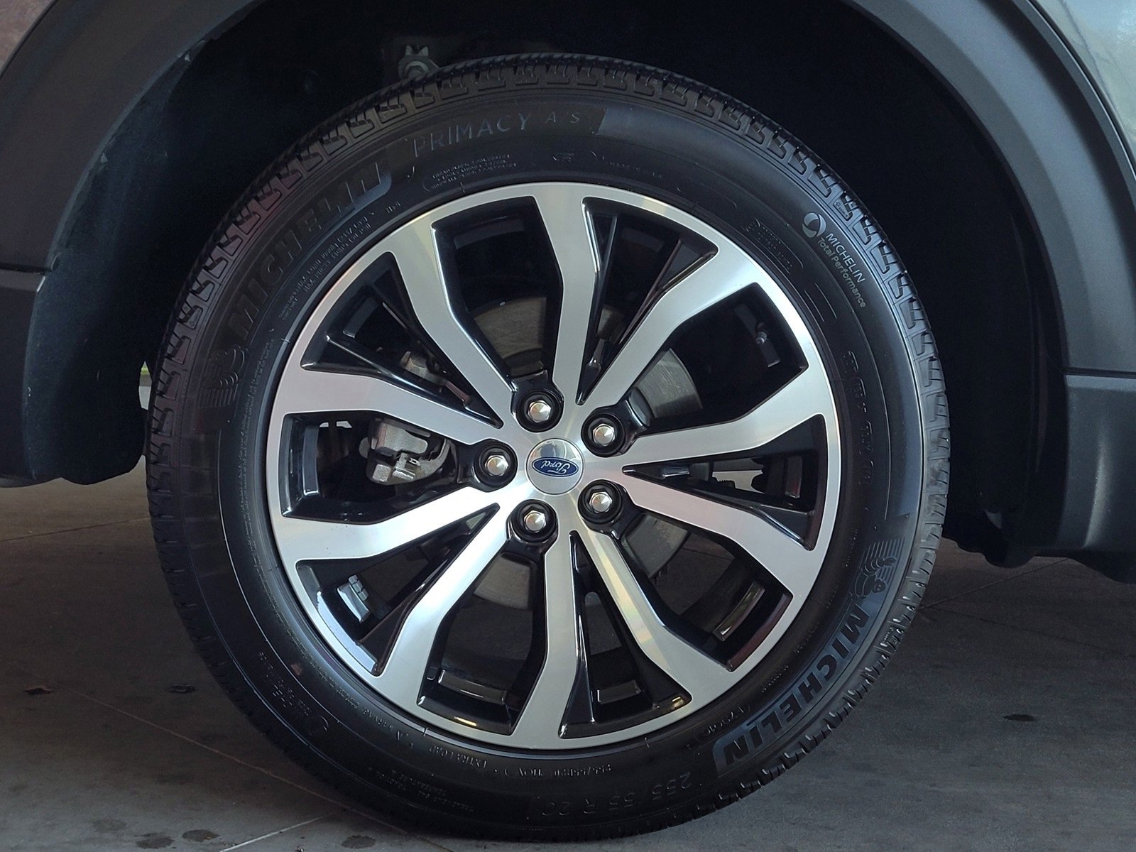 Used 2025 Ford Explorer ST-Line image 5