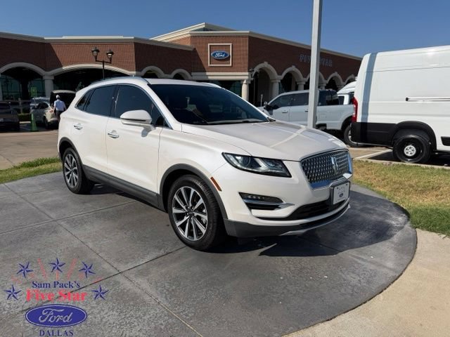 Used 2019 Lincoln MKC Reserve w/ MKC Climate Package FWD image 1