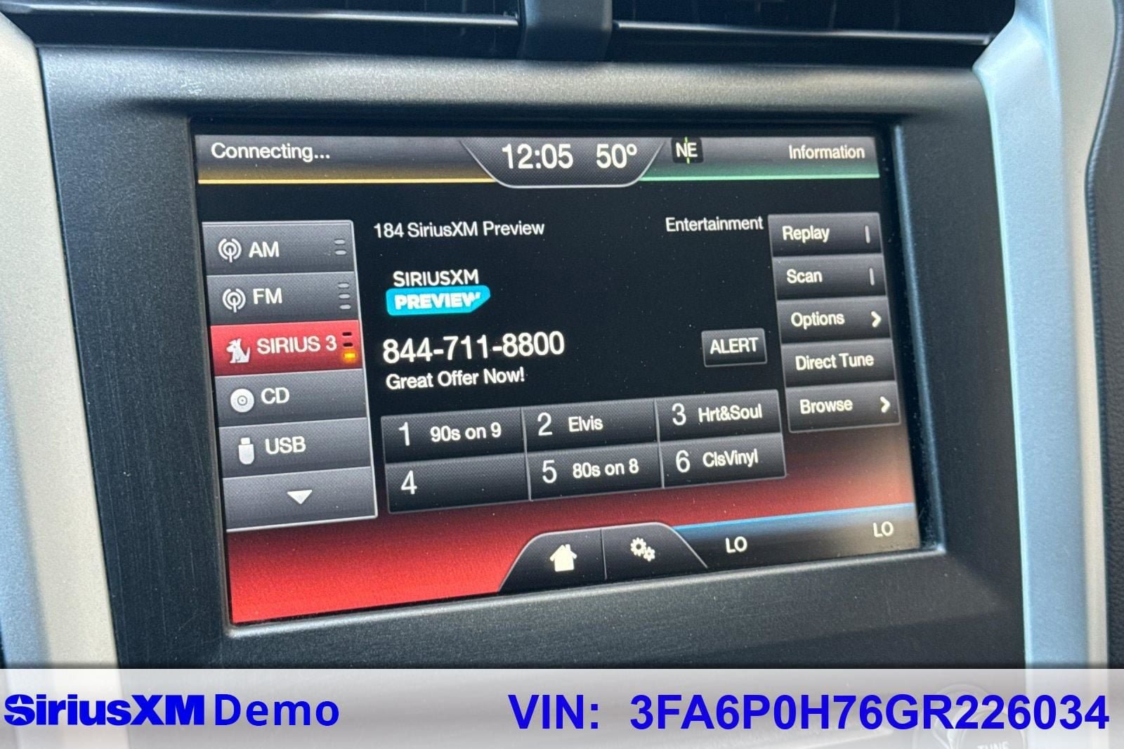 Used 2016 Ford Fusion SE FWD image 29