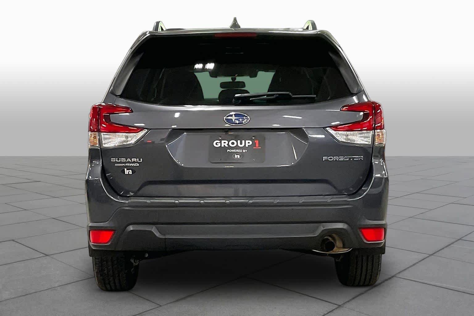 Used 2021 Subaru Forester Premium AWD/4WD image 5