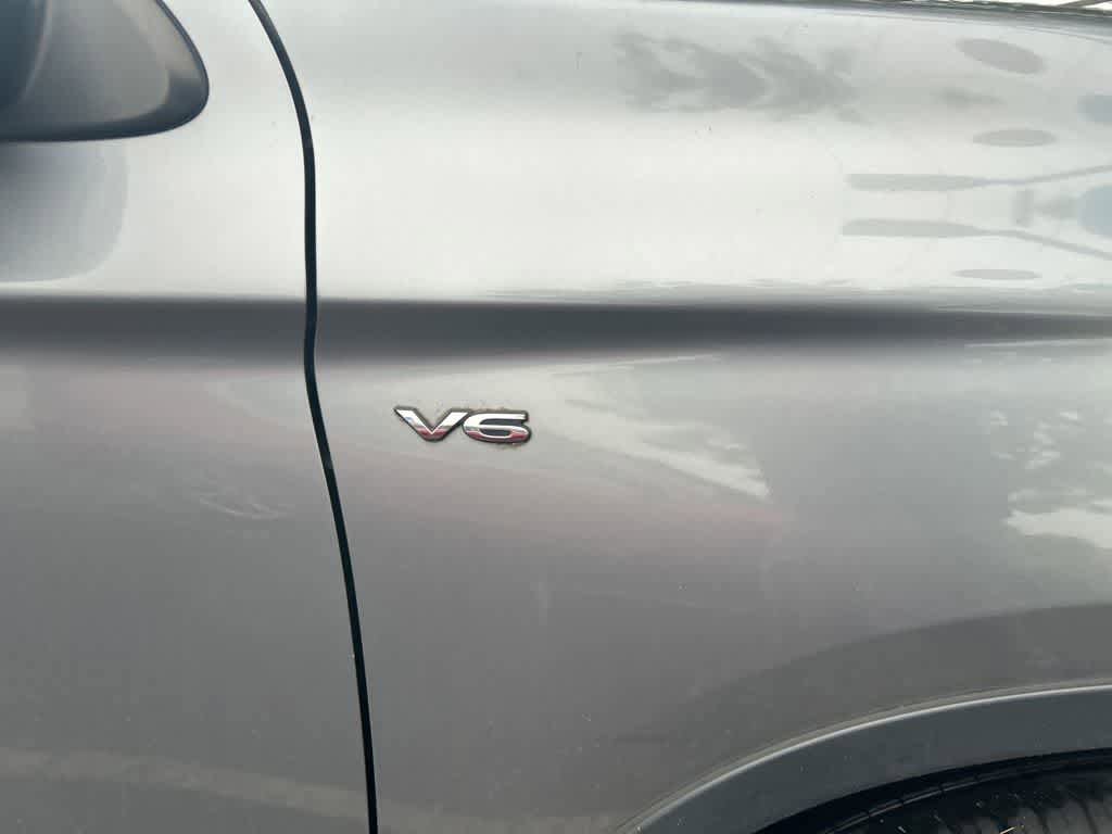 Used 2015 Mitsubishi Outlander GT AWD/4WD image 5
