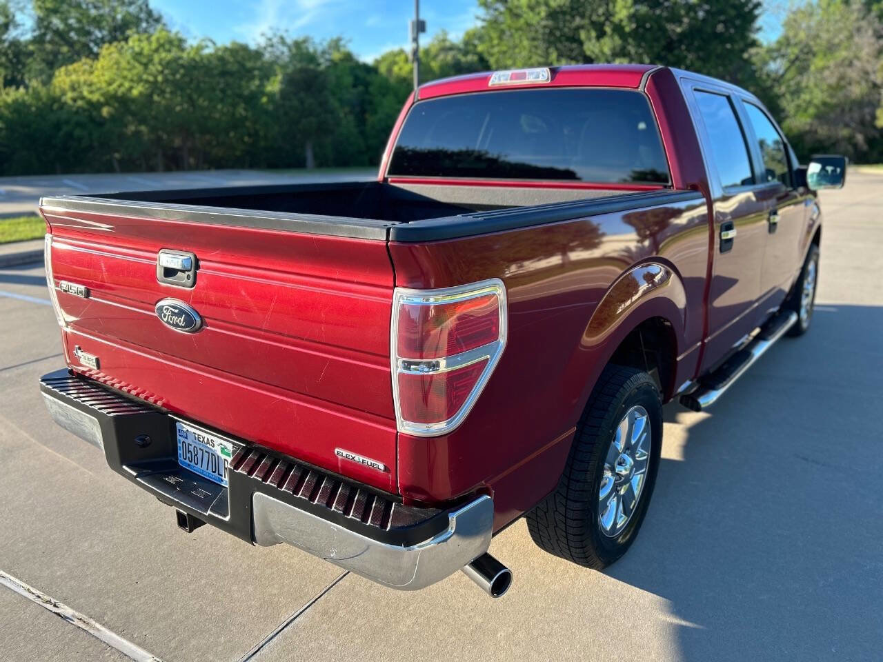 Used 2013 Ford F150 XLT w/ XLT Chrome Pkg image 6