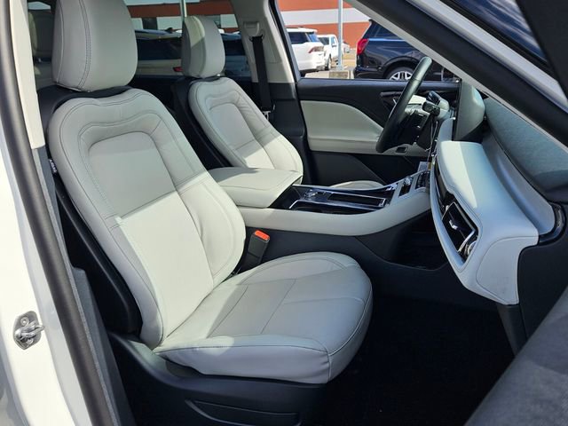 New 2026 Lincoln Aviator Reserve image 18