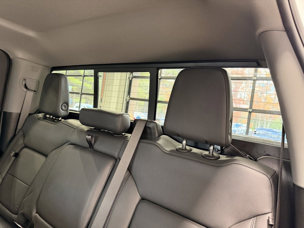 Used 2025 GMC Sierra 1500 Elevation w/ Elevation Premium Package image 19