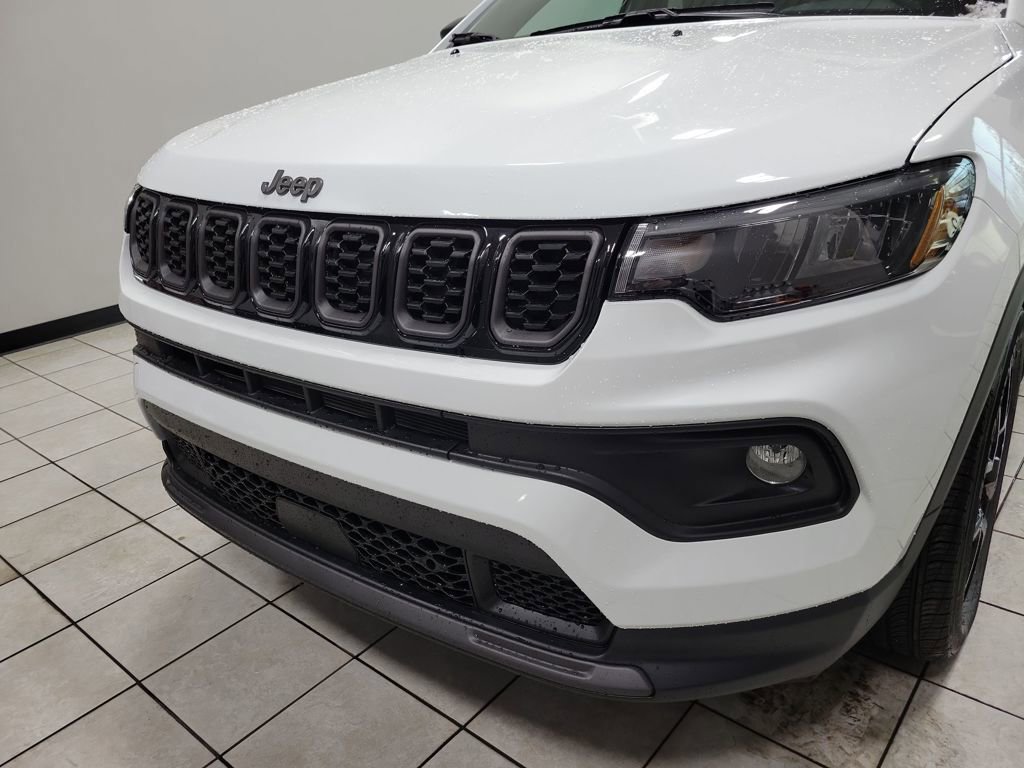 New 2026 Jeep Compass Latitude image 28