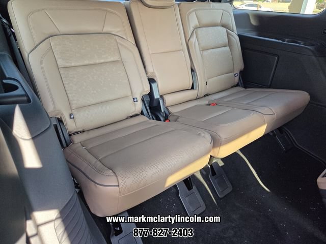 New 2026 Lincoln Navigator Black Label AWD/4WD image 12