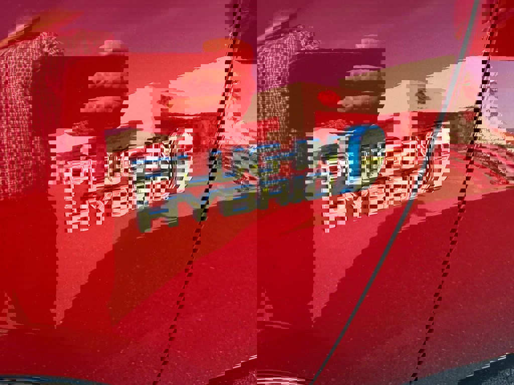 Used 2023 Toyota RAV4 XSE w/ Weather Package image 11