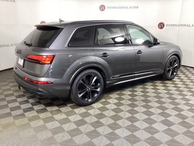 New 2025 Audi Q7 3.0T Prestige image 4