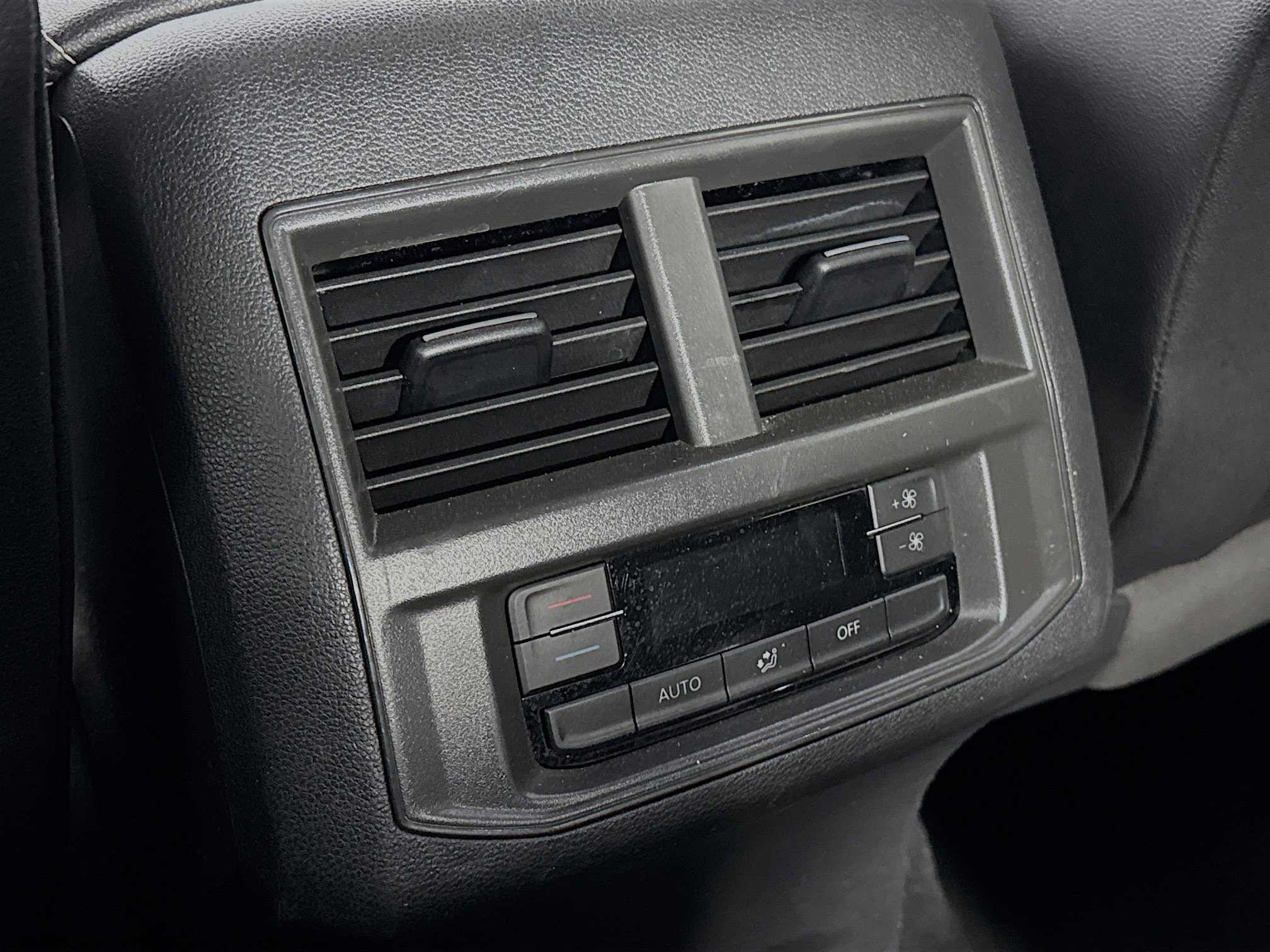 Used 2021 Volkswagen Atlas SE w/ Panoramic Sunroof Package image 25