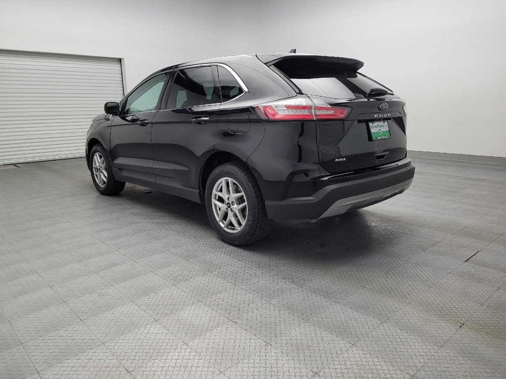 Used 2024 Ford Edge SEL image 5