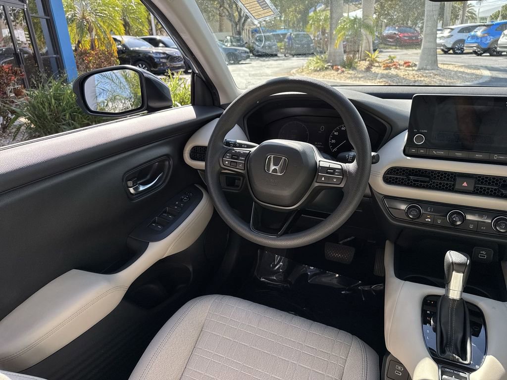 Used 2024 Honda HR-V LX image 17
