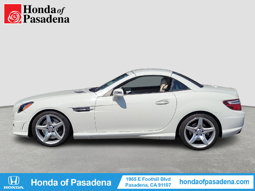 Used 2013 Mercedes-Benz SLK 250 image 2