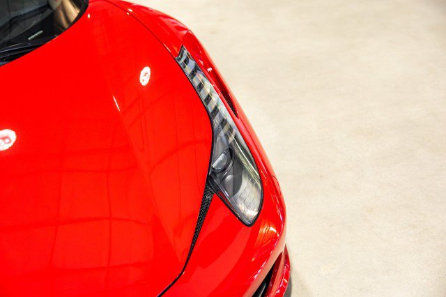Used 2010 Ferrari 458 Italia Coupe RWD image 10