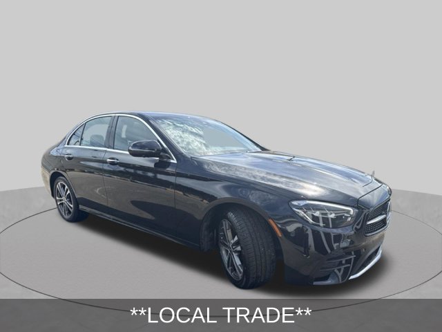 Used 2023 Mercedes-Benz E 350 4MATIC Sedan image 3