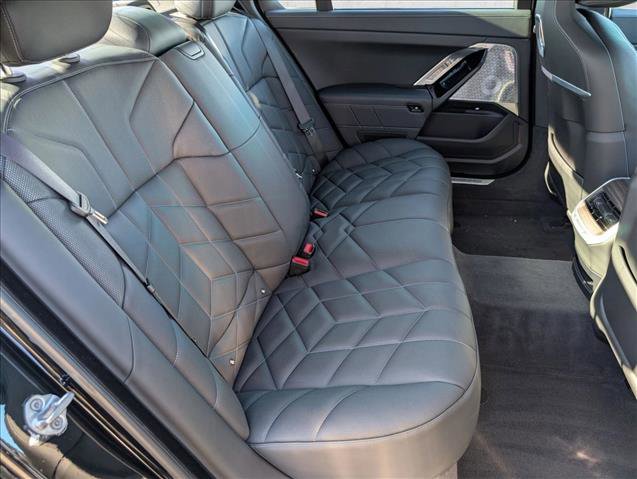 Used 2023 BMW 760i xDrive w/ Executive Package image 22