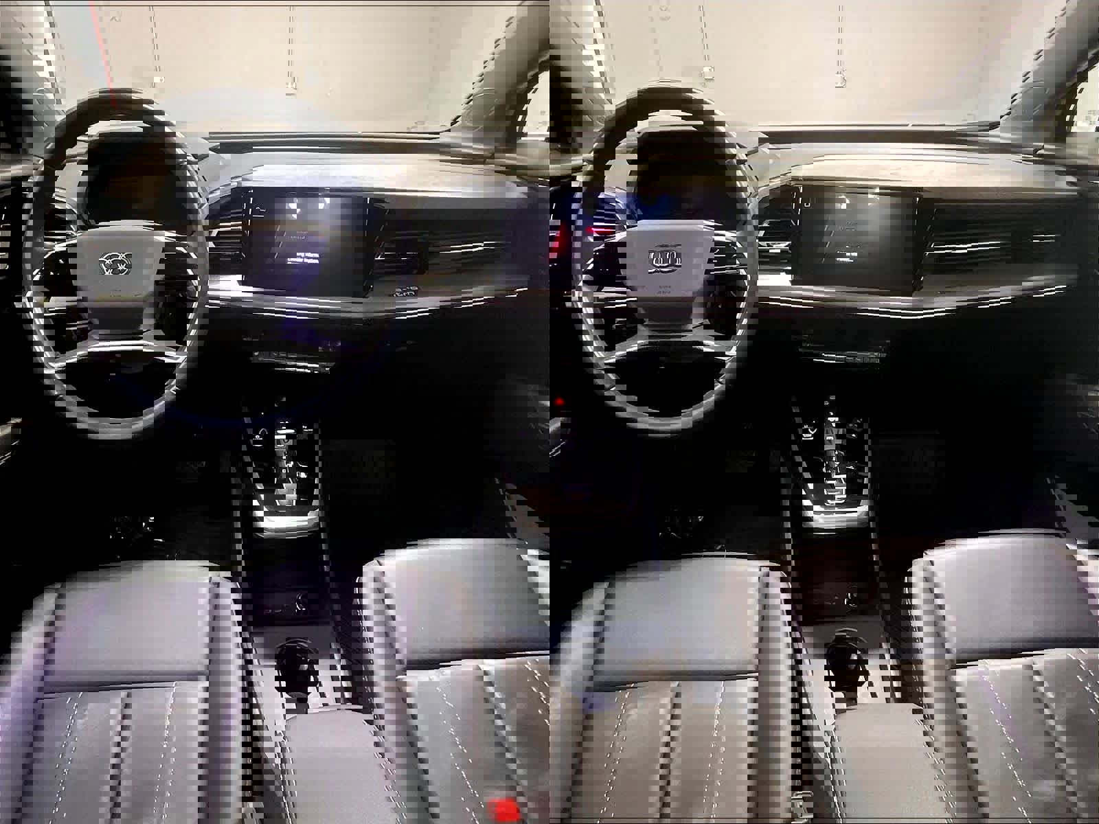 Used 2023 Audi Q4 e-tron Premium Plus w/ Premium Plus image 16