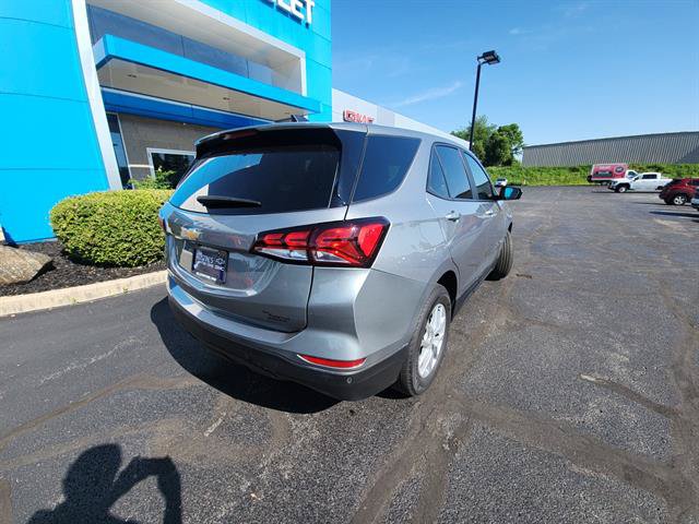 Used 2024 Chevrolet Equinox LS w/ LS Convenience Package FWD image 5