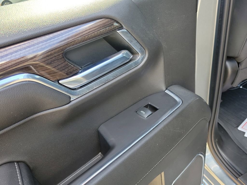 Used 2022 Chevrolet Silverado 1500 Custom image 18