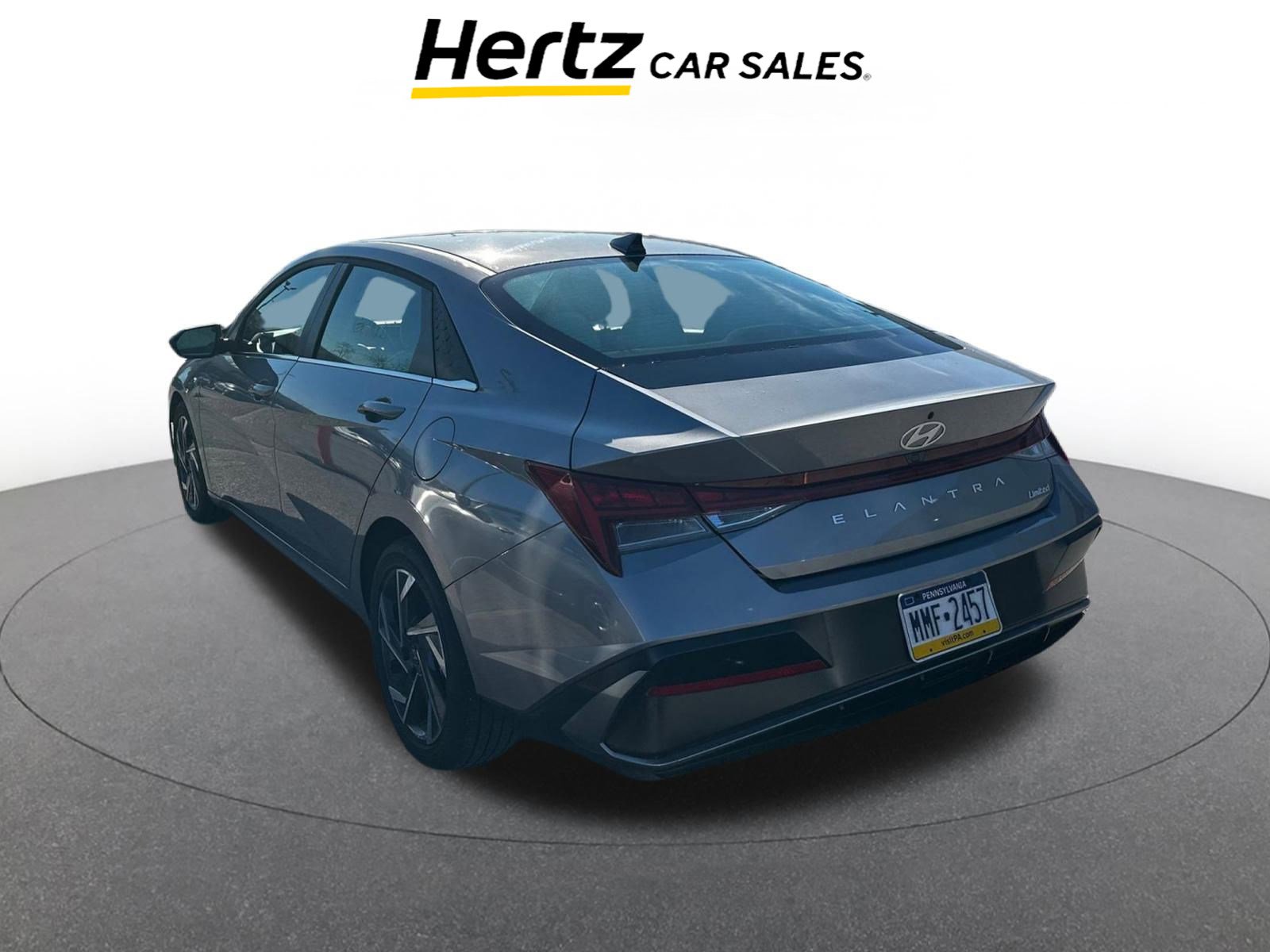 Used 2025 Hyundai Elantra Limited image 3