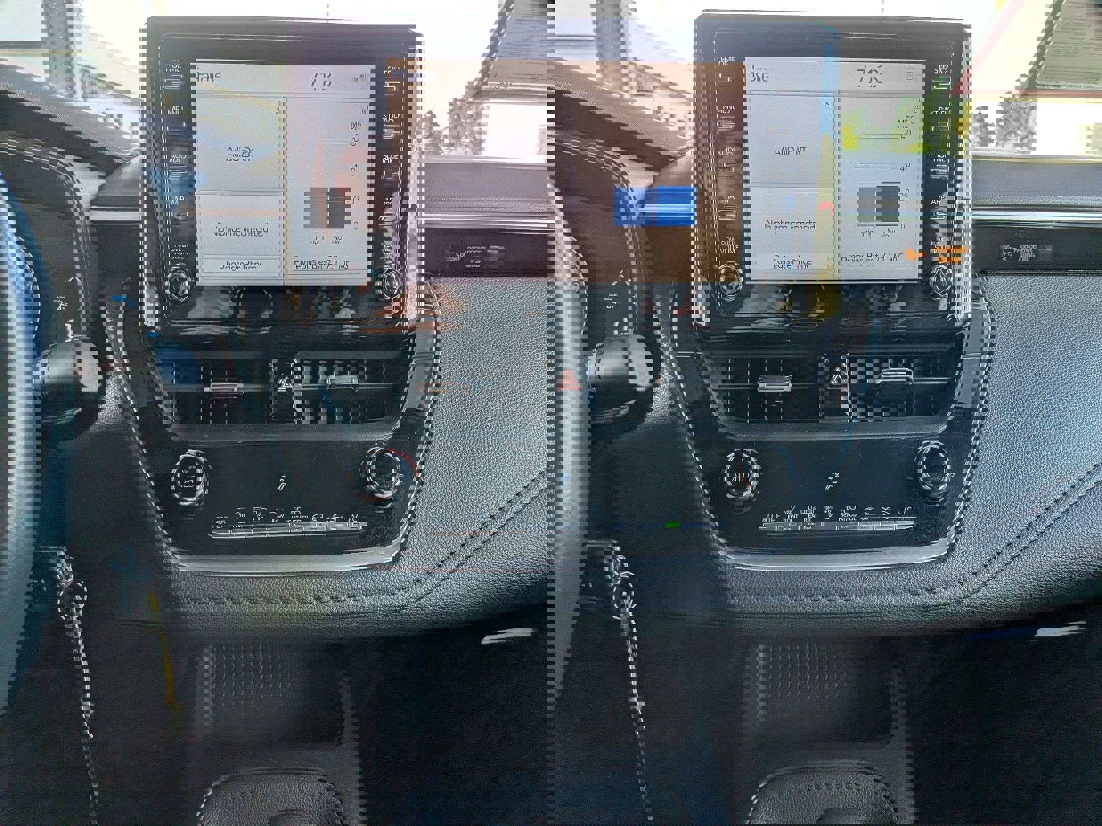 Certified 2020 Toyota Corolla SE image 19