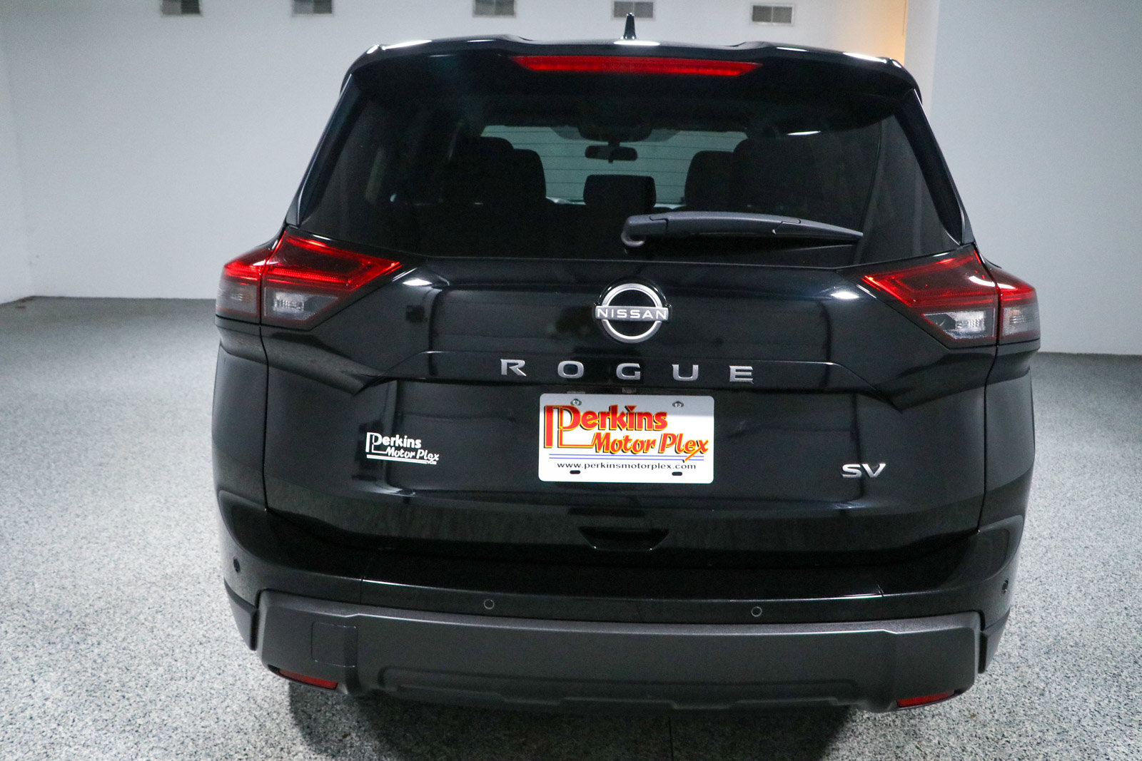 Used 2024 Nissan Rogue SV FWD image 8