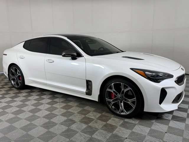 Used 2018 Kia Stinger GT2 AWD/4WD image 10