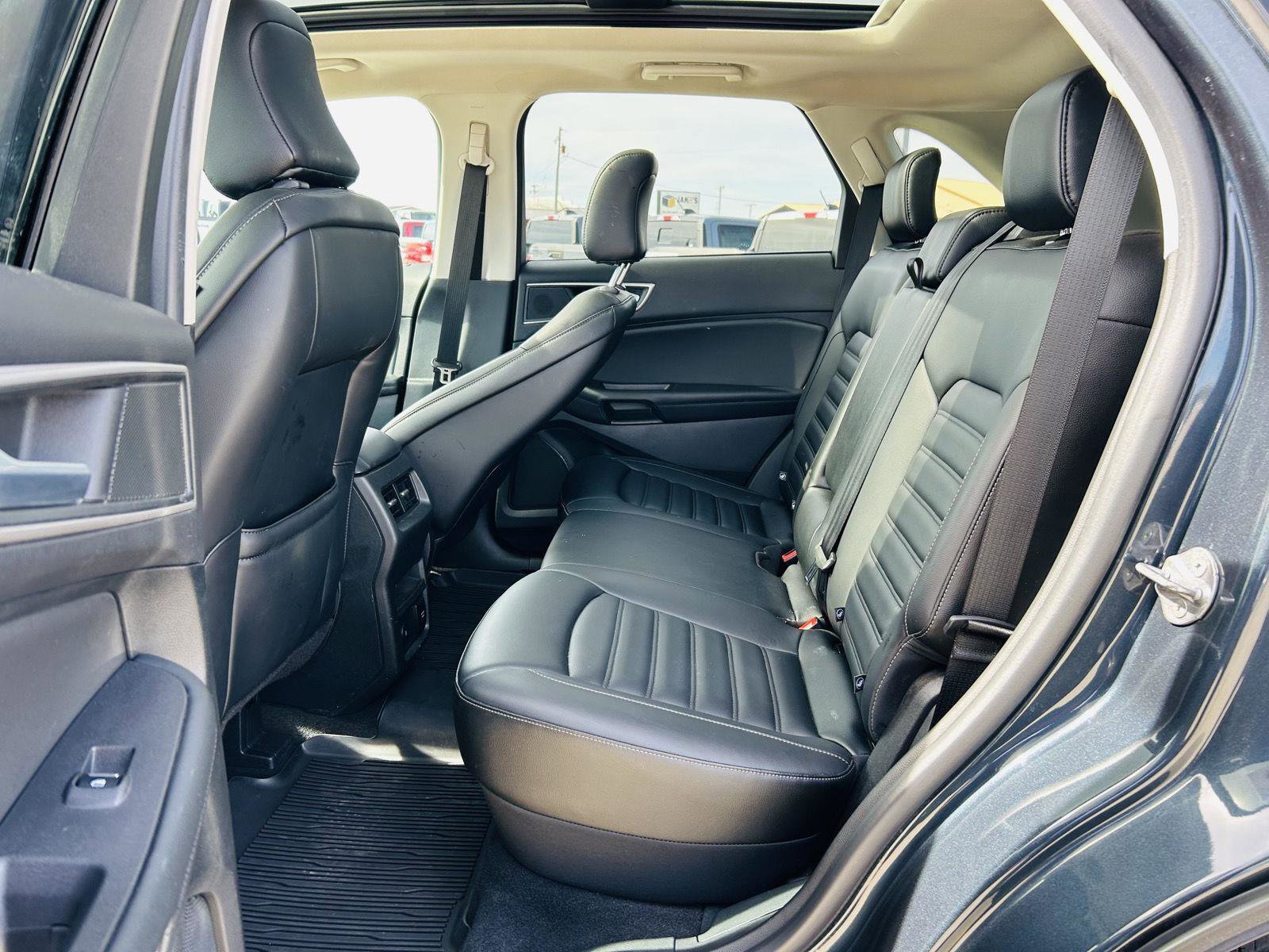 Used 2024 Ford Edge SEL w/ Convenience Package image 28