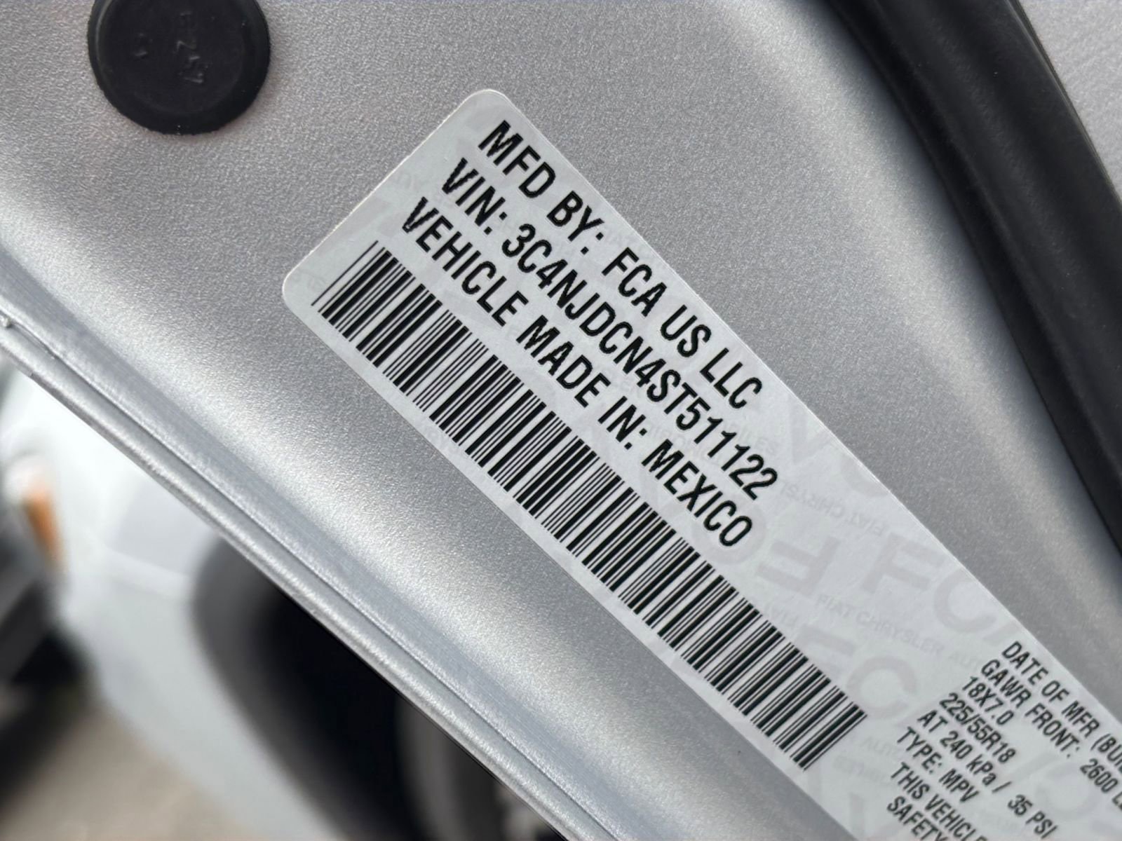 Used 2025 Jeep Compass Limited AWD/4WD image 30