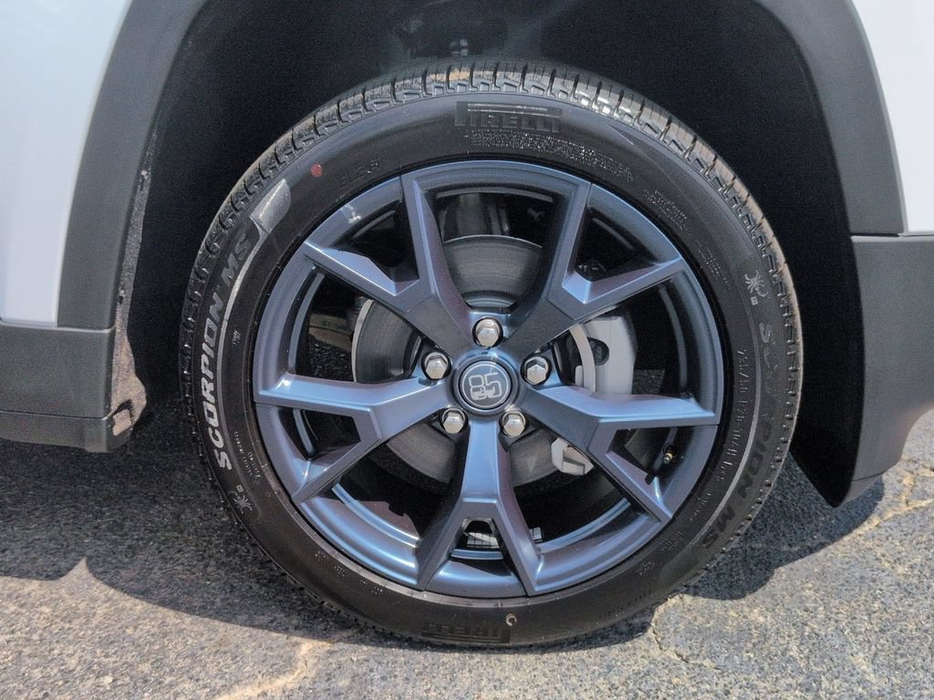 New 2026 Jeep Cherokee Limited AWD/4WD image 9