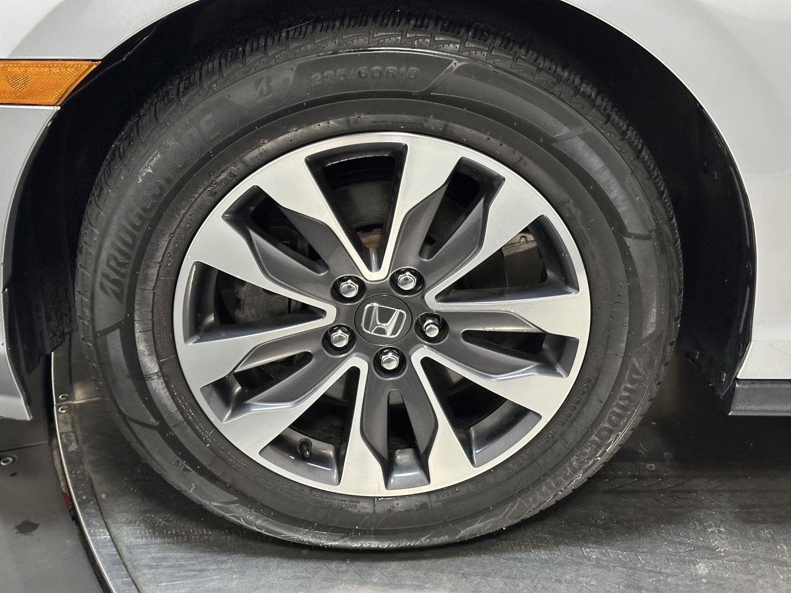 Used 2021 Honda Odyssey EX-L image 18