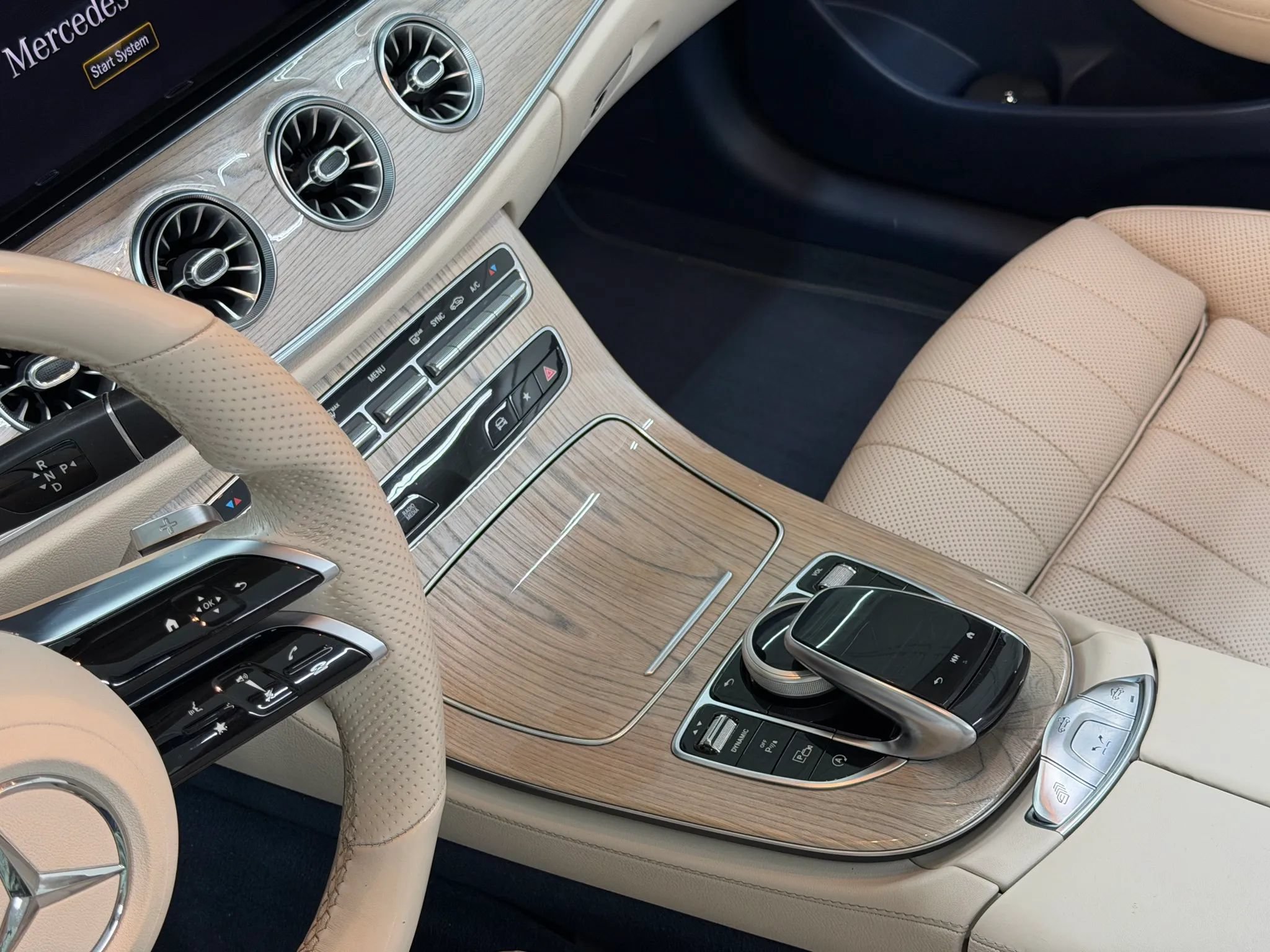 Used 2021 Mercedes-Benz E 450 Cabriolet image 29