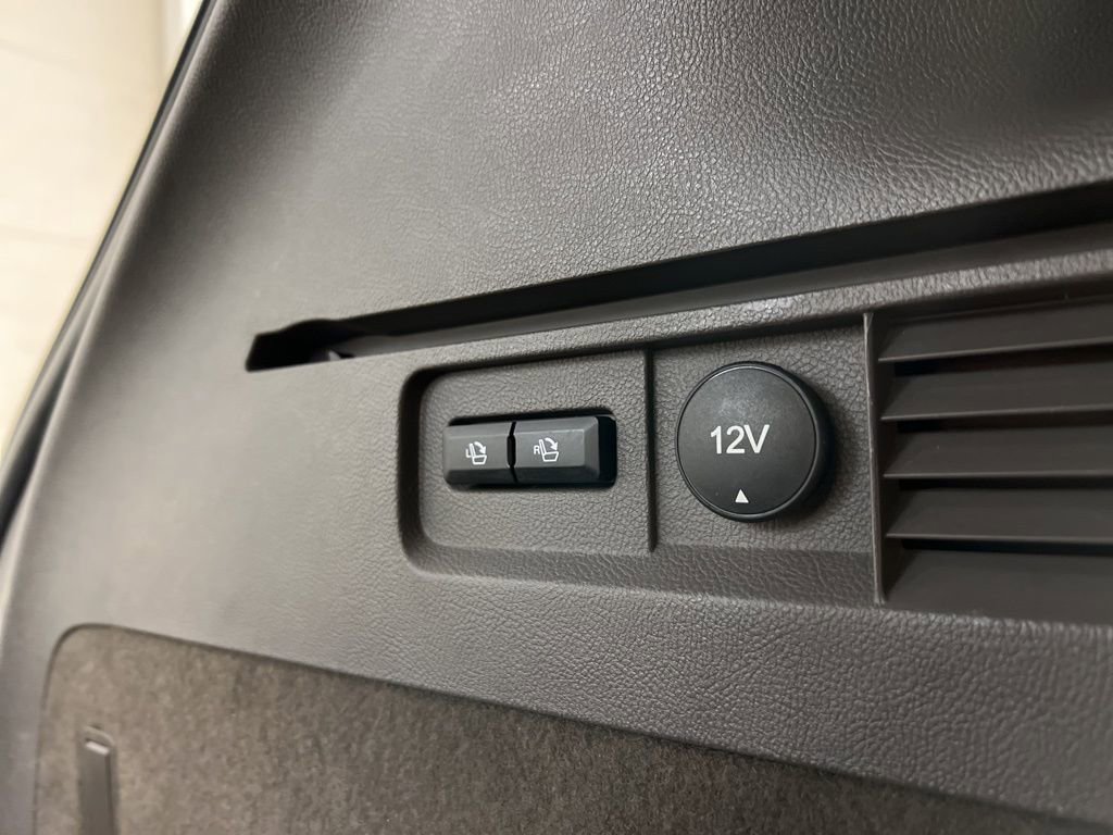 Used 2017 Lincoln MKX Reserve image 33